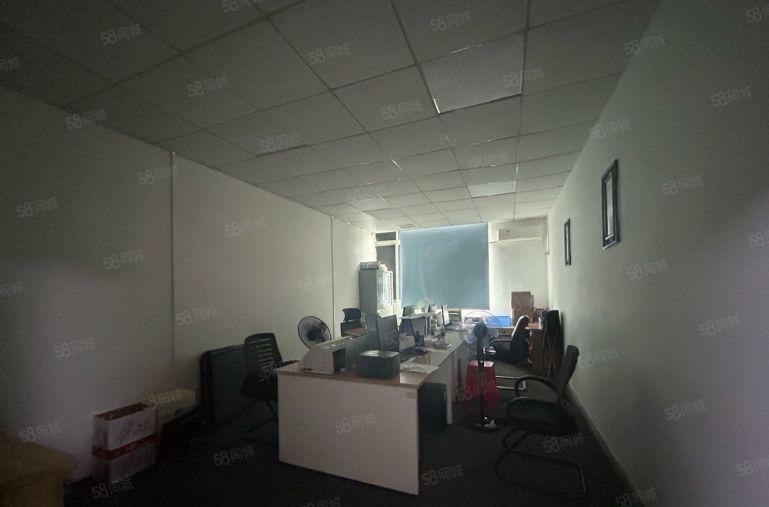 特价出租福永1300平精装修厂房出租仓库出租可分租厂房转让