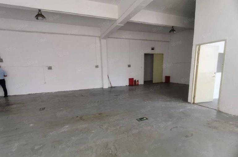 沙井新桥楼上新出140平水电到位