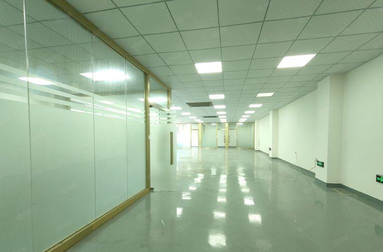 西乡航城街道鹤洲洲石路边，楼上带装修400平厂房仓库物业直租