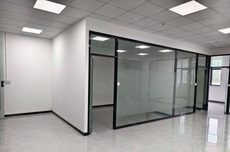 宝安兴东地铁口100平方200平方500平方带精装修厂房出租