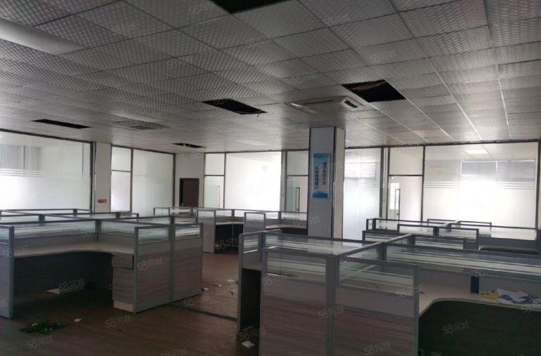 西乡固戍地铁口原房东3楼整层1000平厂房出租（500起租）