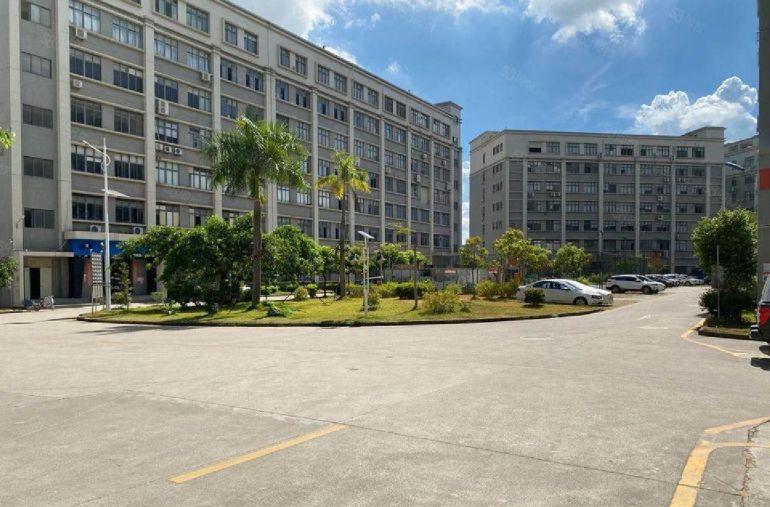 沙井共和工业园3万平厂房出租500平分租一楼仓库原房东带红本