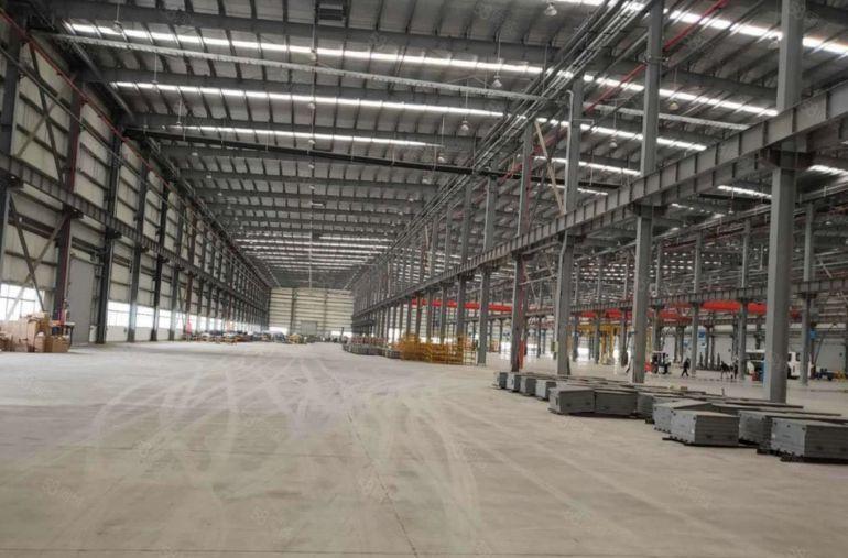 宝安西乡钢构独院5000平仓库厂房出租可分租空地大可进拖头车