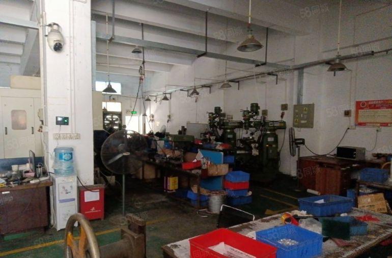 松岗燕川工业区新空出1楼标准厂房500平方，带装修办公室！