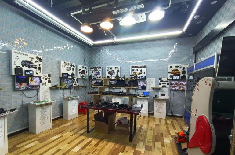 西乡原房东红本独门独院2000平方精装修大型园区厂房低价出租