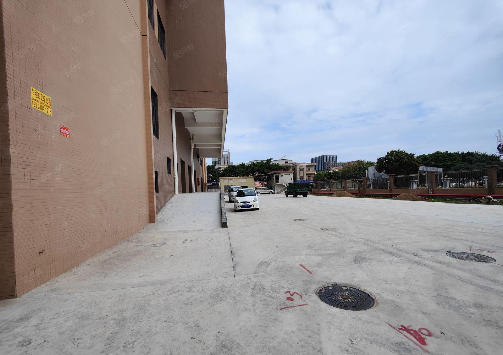 石岩北环路同富康同富裕新出一楼厂房3000平二楼3000可分