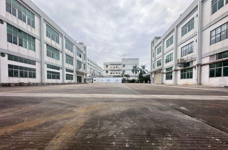 降价出租石岩北环精装1000平工业园原房东红本独门独院厂房