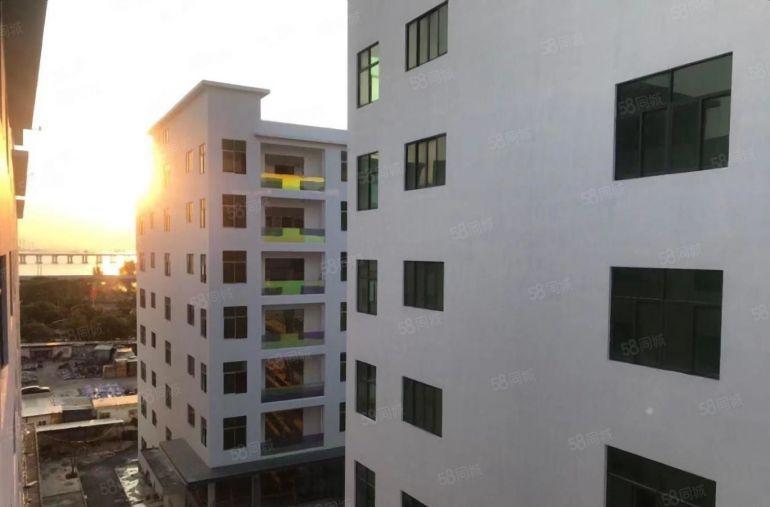 西乡固戍地铁站附近高新园区2000平电子研发办公仓库低价出租