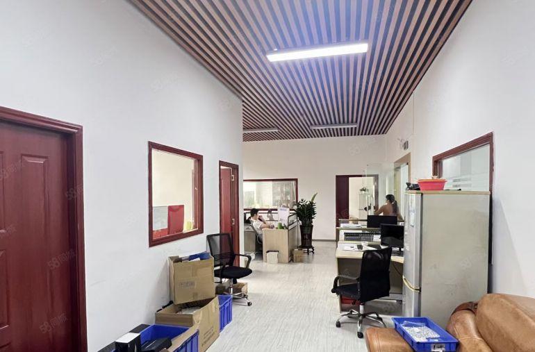 西乡桃源居地铁站附近恒丰工业城电子厂房1450平精装修水电齐