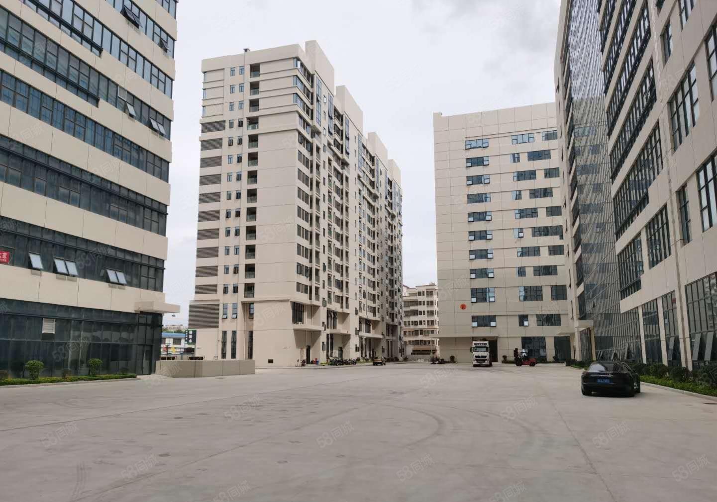 宝安新安地铁口双货梯，1000平可分租 5万办公电商科研展厅