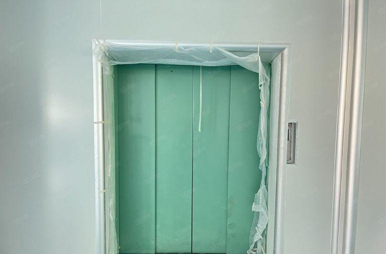 福永地铁口200平300平500平厂房出租200平起租带装修