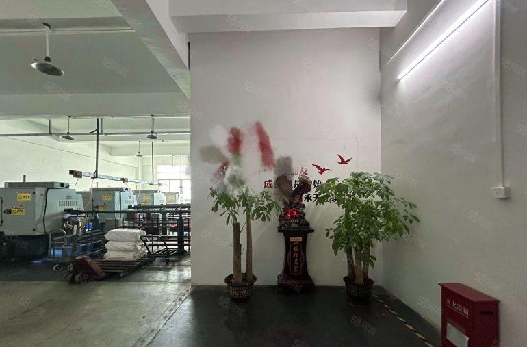 西乡固戍地铁口1200平精装修厂房出租得房率高仓库低价出租