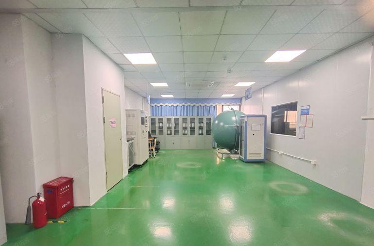 西乡，桃源居附近，鹤洲先进智园，楼上带装修整层1150平厂房