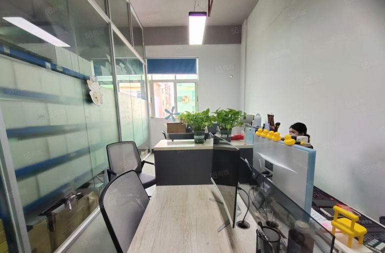 西乡固戍地铁口工业园，带装修330平180平办公厂房出租