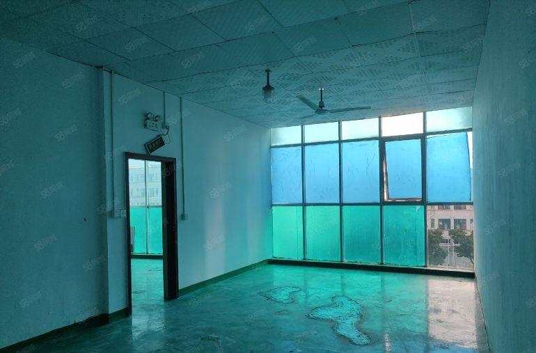 沙井后亭地铁口附近楼上400平单位独立好利用有独立卫生间