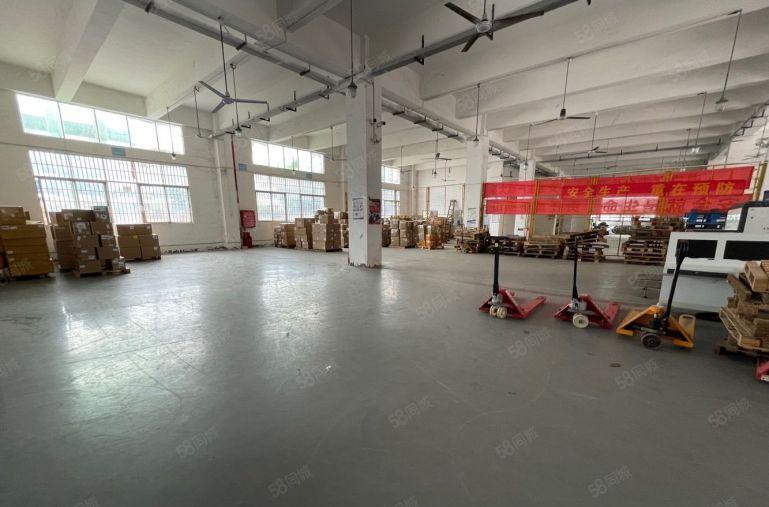 福永地铁口一楼1000平厂房低价出租仓库可分合租带卸货平台