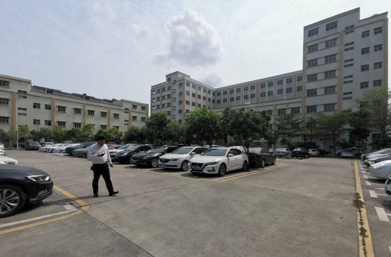 宝安沙井12万平花园式工业园500平起租有一楼仓库厂房出租