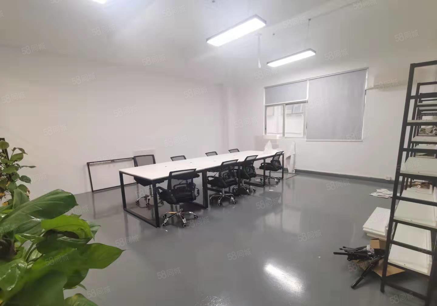 西乡银田工业园200和300平米带装修办公厂房出租