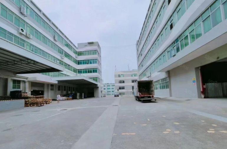 石岩地铁口 原房东独门独院12910平米 实际面积出租