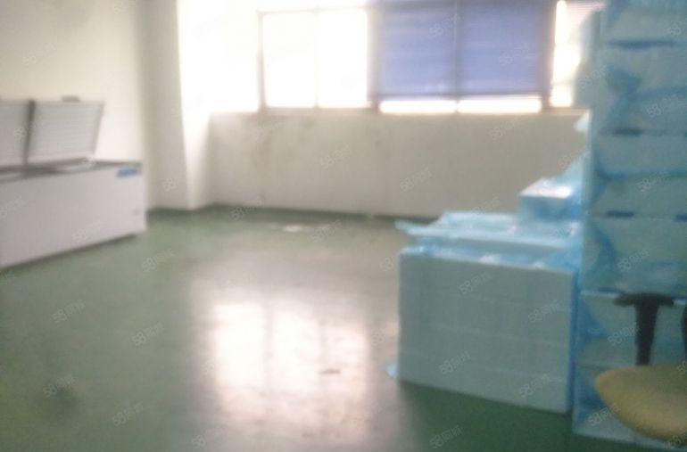 西乡九围，簕竹角400平带装修厂房仓库出租