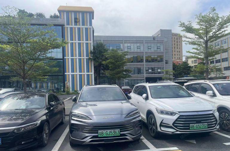 空地大西乡后瑞地铁口楼上300平精装修急租！