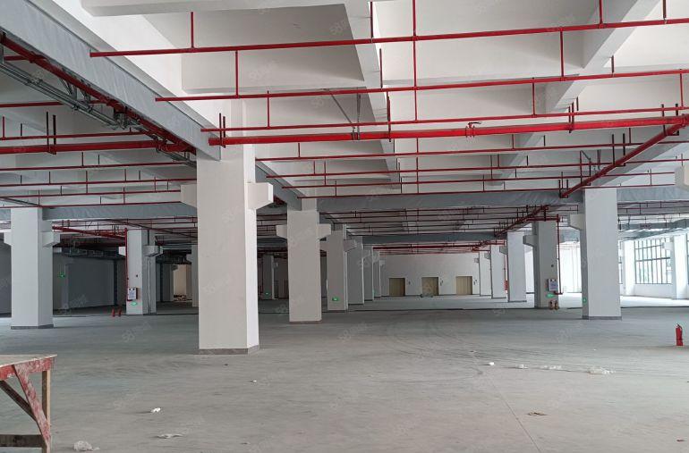 全新重工业厂房火爆招租，面积34900平方面积按需，低价出租