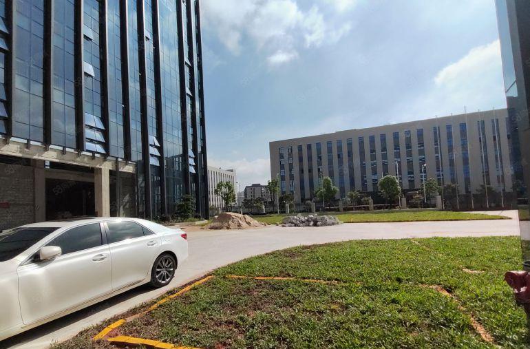 企石上截原房东独院8000平厂房低价出租可分租