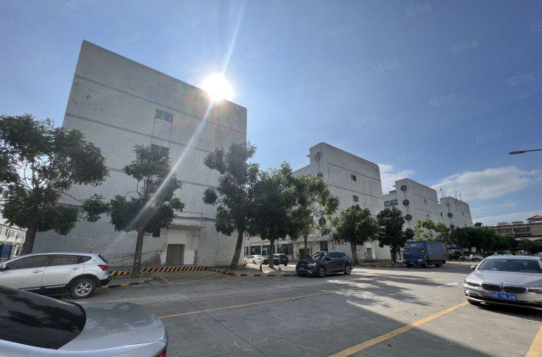 惠州秋长标准厂房低价出租1500平方带精装修地坪漆办公室免佣