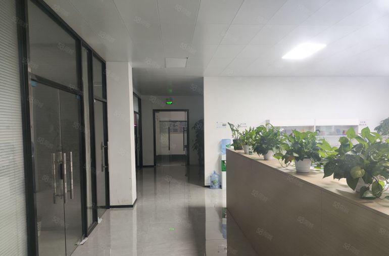 惠州惠阳新圩东风村路口精装修厂房低价出租850平配套齐全