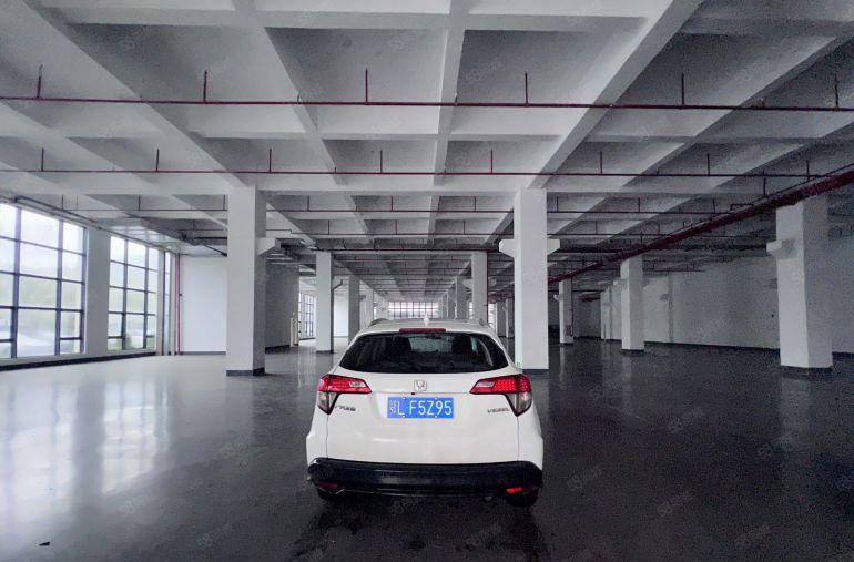 8块1000平起租镇隆全新重工业红本厂房出租承重1吨5吨货梯