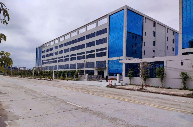 石湾原房东红本厂房出租12720平方，正规工业区内，可办环评