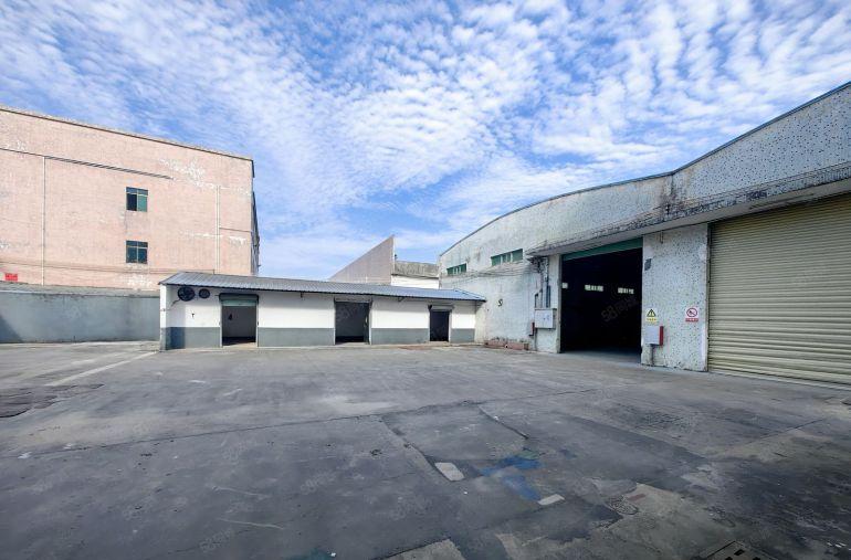 园洲镇独院钢构单一层厂房2800平米，宿舍600平米出租