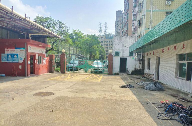 龙华大浪原房东钢钩厂房3800平出租，可分租200平，无公摊