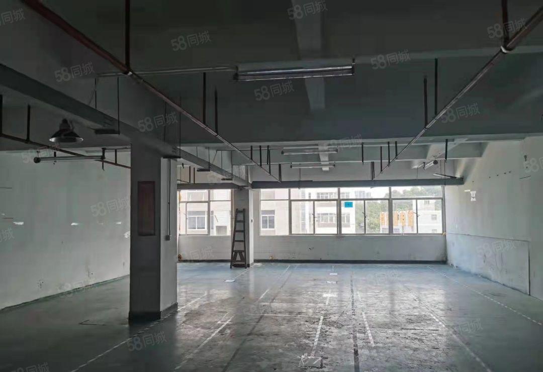 观澜樟坑径中科工业园现3楼300平报价23元高使用率