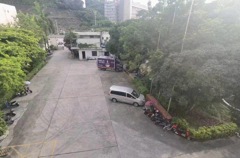 龙华龙大高速口原房东一楼650平仓库出租进车方便停车免费