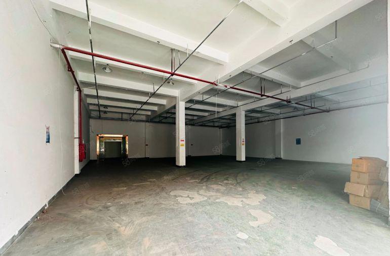 龙华大浪商业中心一楼厂房1050平 原东直租