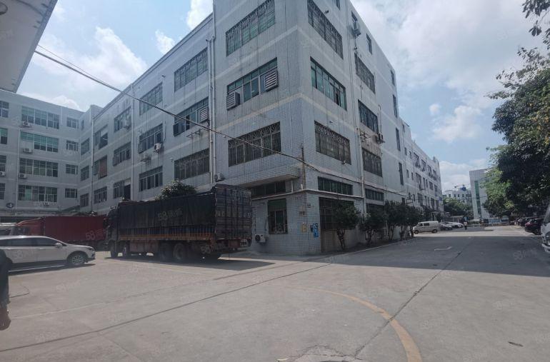 龙华观澜樟坑径靠近坂田和清湖的工业园厂房出租，带装修三吨电梯