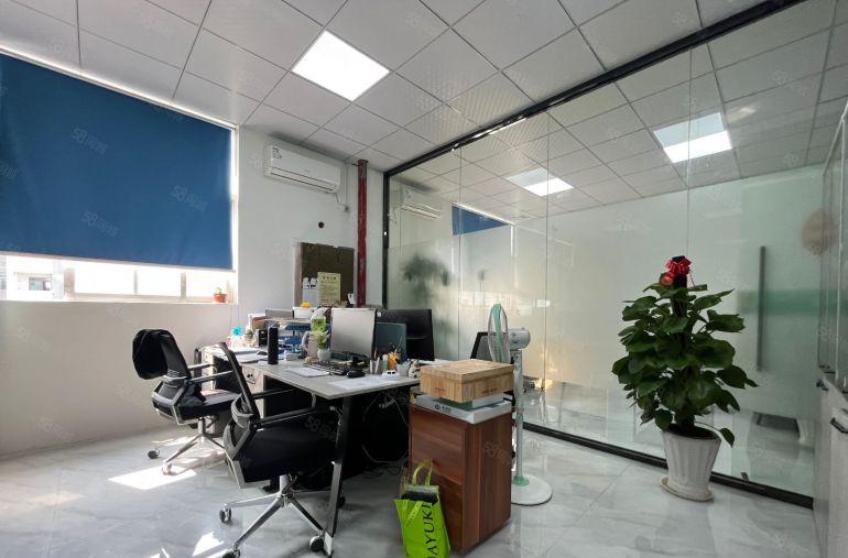 龙华大浪商业中心原房东整层1680平豪华精装修现成办公室车间
