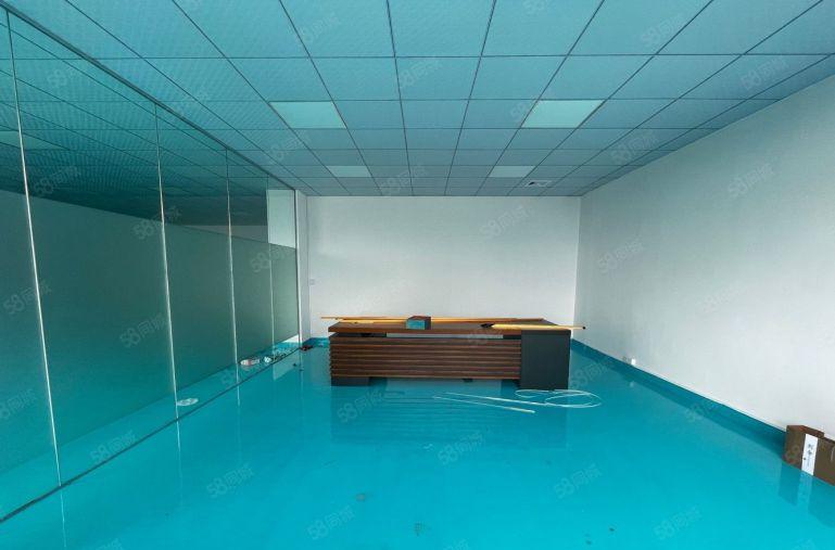 龙华大浪原房东精装修楼上800平水电齐全办公室厂房仓库出租