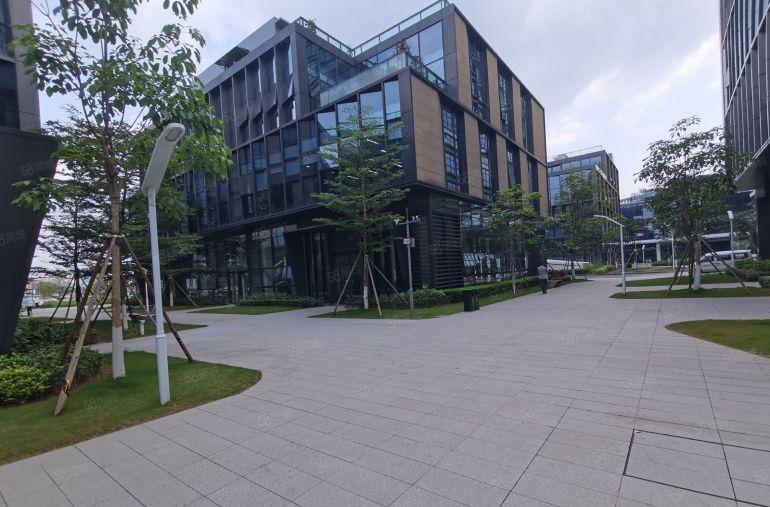 深圳龙华原房东独门独院一楼3000平办公仓库整租分租超大空地