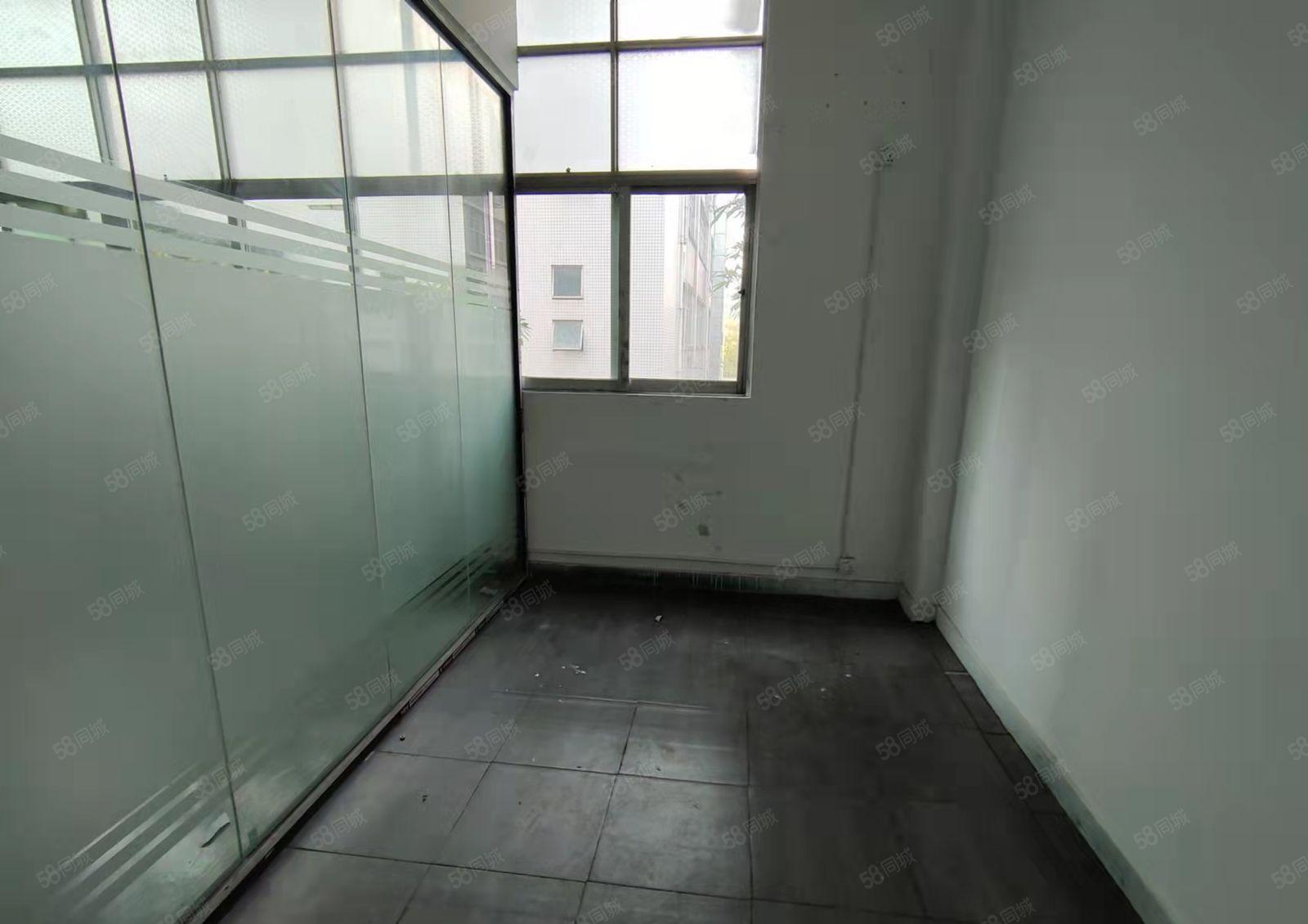 龙华大浪商业中心附近230平精装写字楼厂房出租