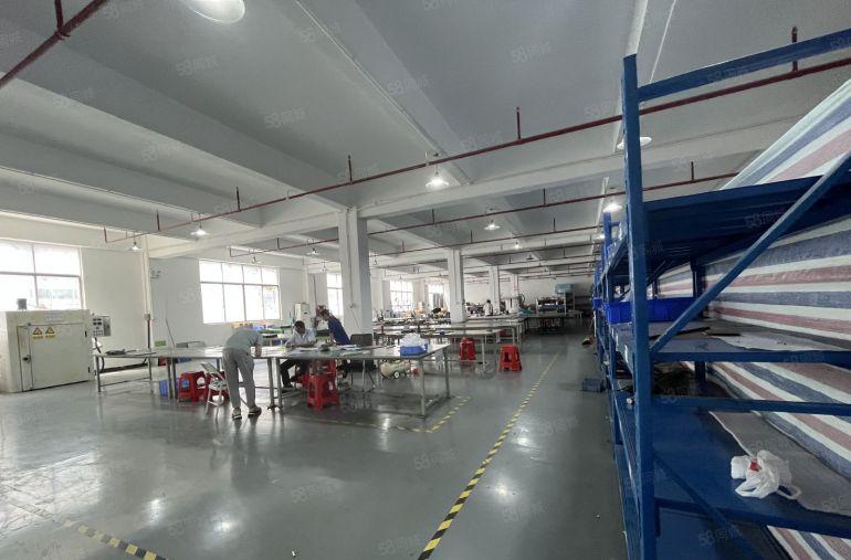 300平起租 龙华红本厂房出租整层1580平可分租，拎包入住