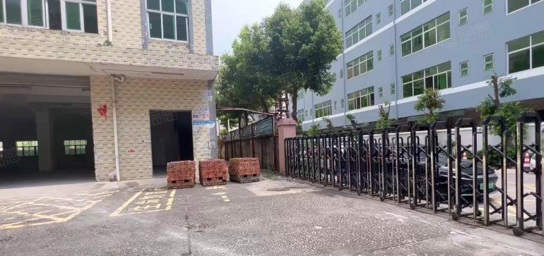 龙华观澜红本独院厂房8500平方仓库出租空地大可做环评可分租