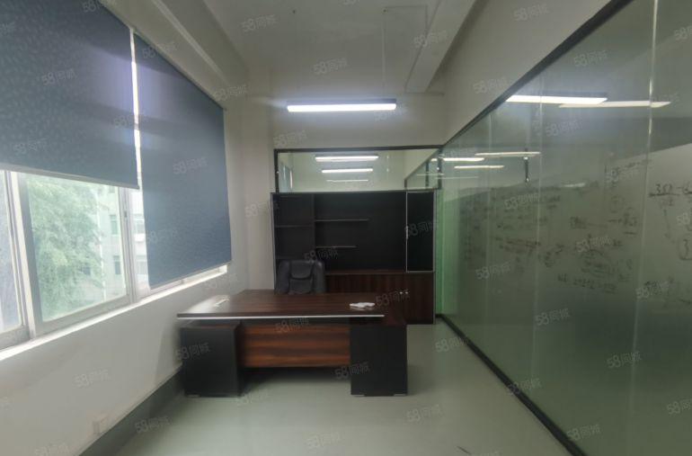 龙华清湖北地铁站附近3楼600平42精装修厂房出租