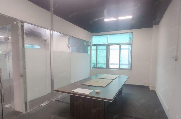 龙华清湖花半里附近精装修厂房350平 带办公室仓库