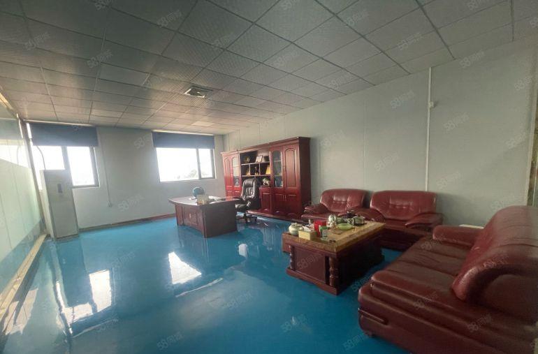 龙华地铁口楼上1000平带装修厂房仓库低价出租