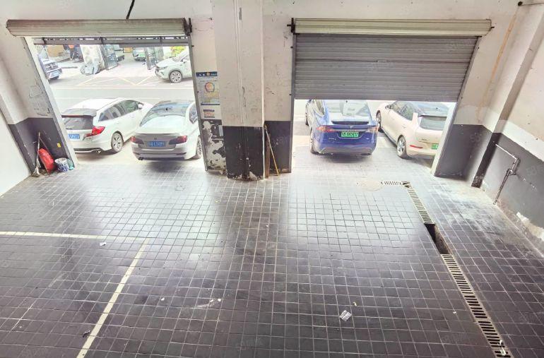 龙华布龙路一楼可以做汽修320平带阁楼有现成装修