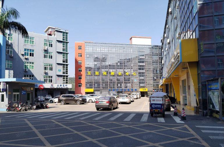 龙华观澜地铁站楼上原房东500平方带装修厂房仓库出租