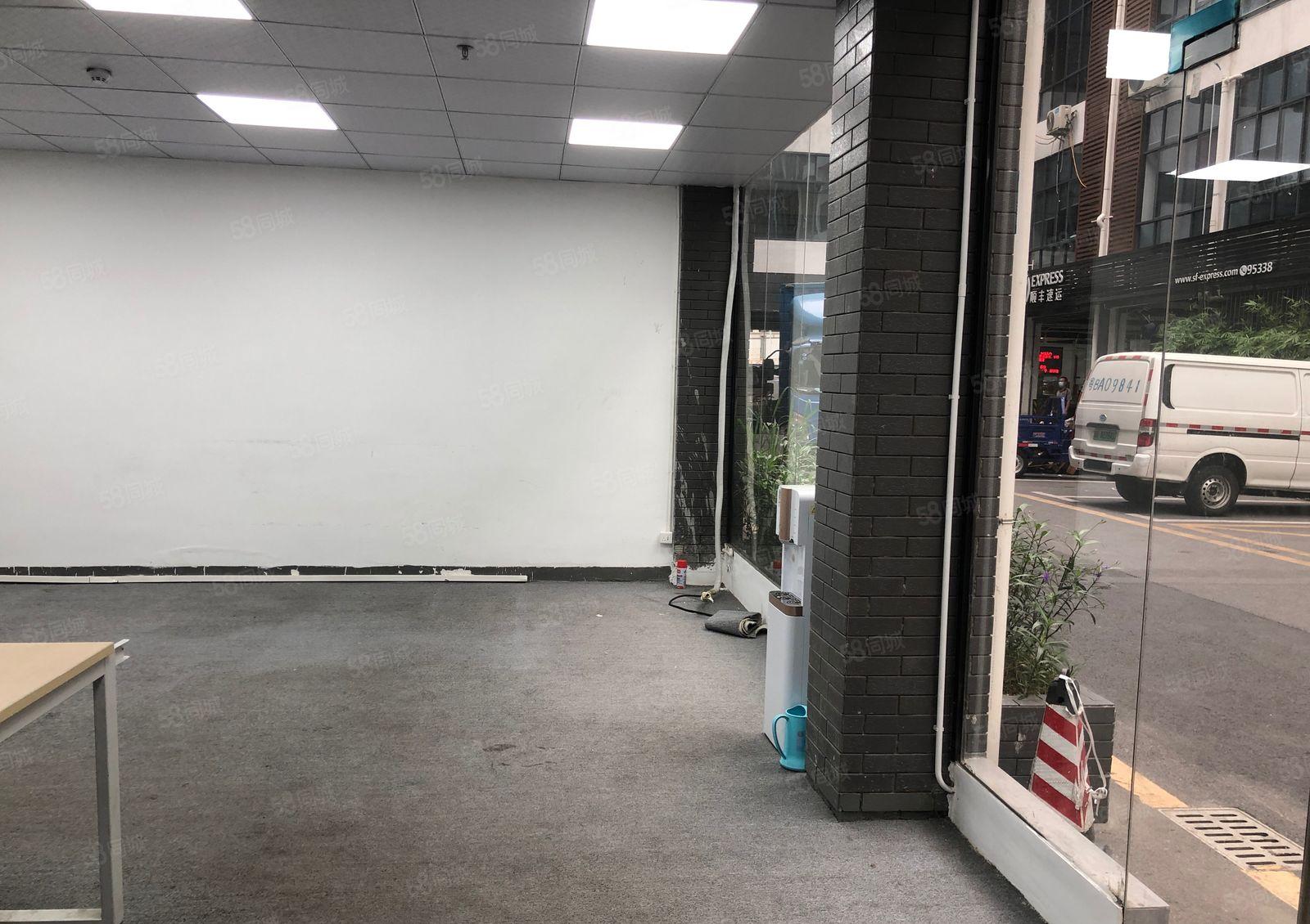 龙华大浪布龙路边带上下水冻库厂房260平带装修可以办公