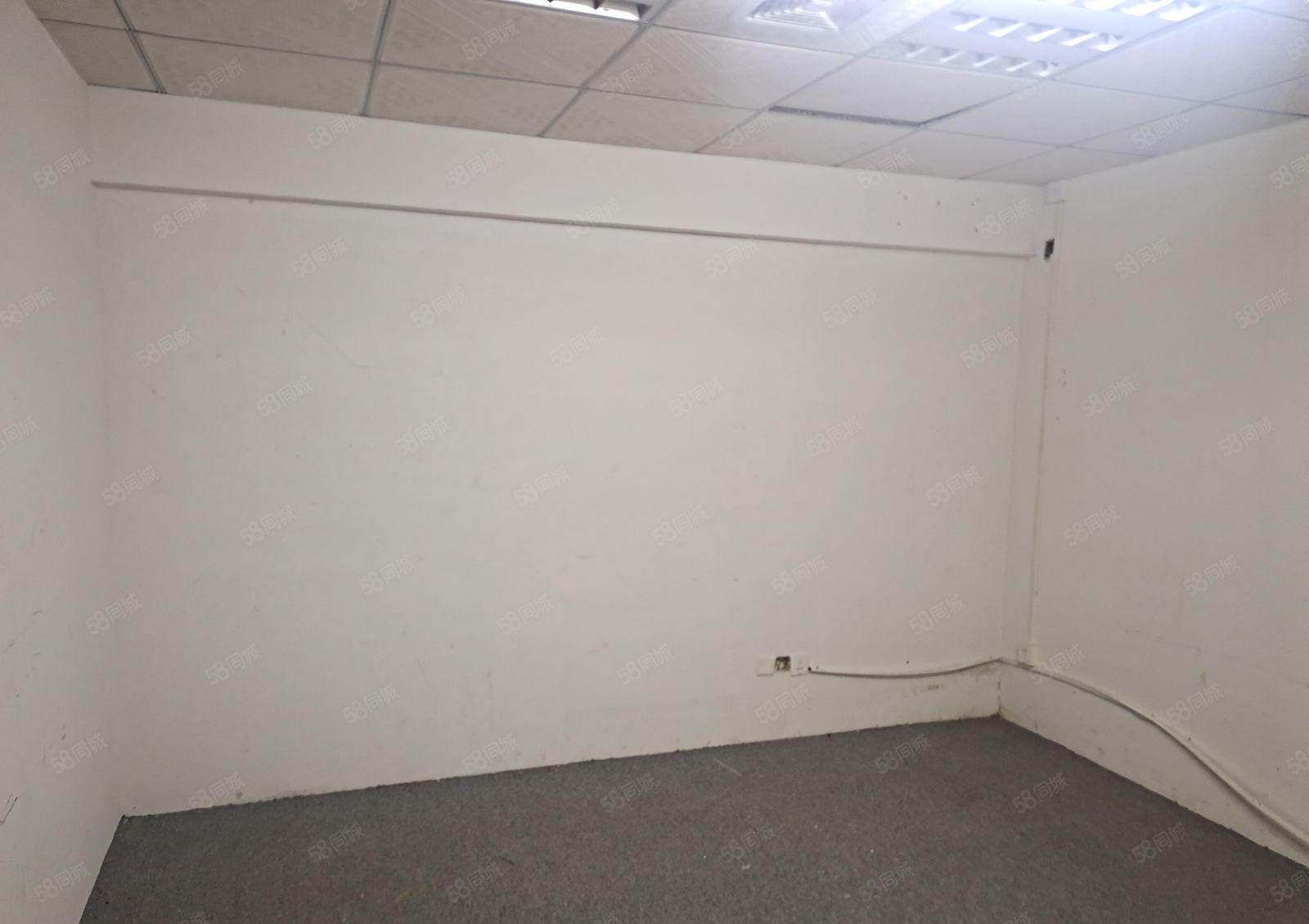 大浪新百丽，精装修200平厂房（配图）出租